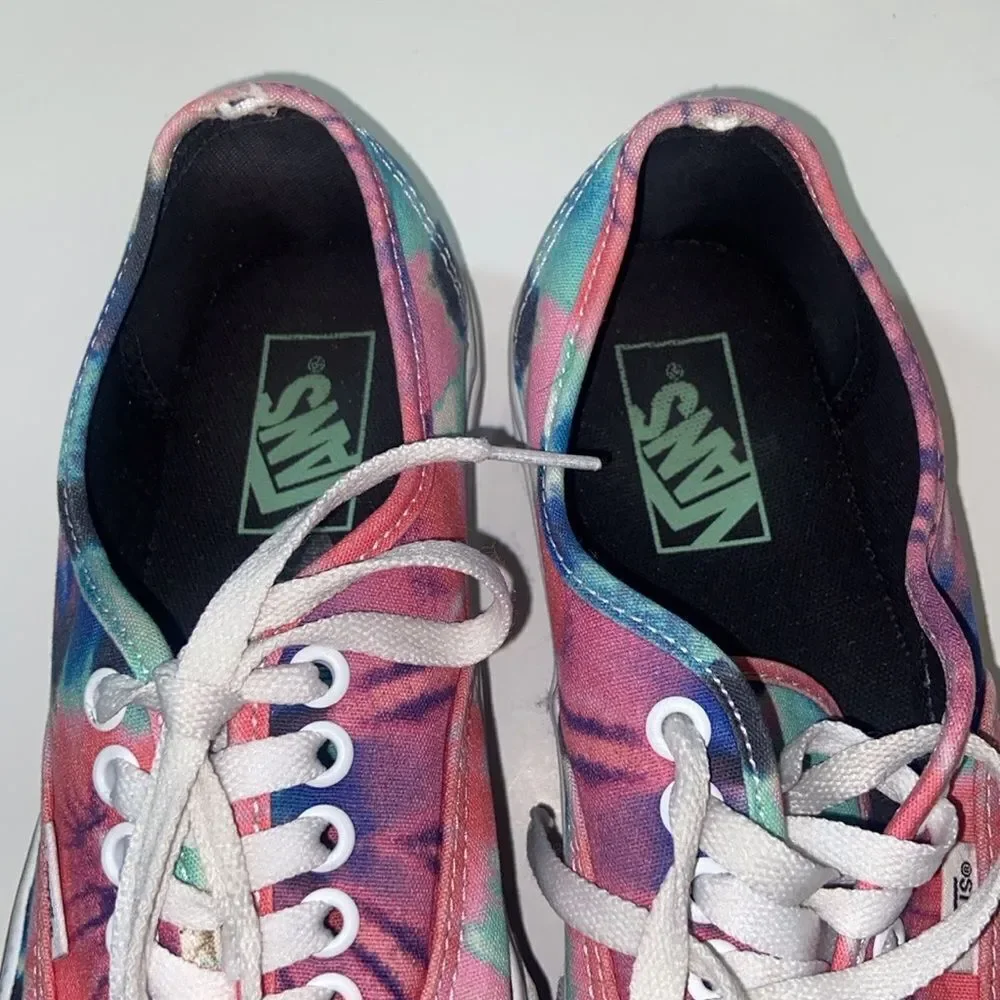 Vans Shoes Unisex Men’s Size 7.0 Women’s 8.5 US